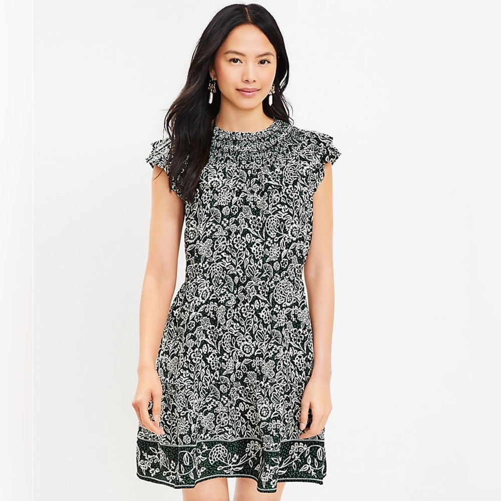 NWT LOFT Garden Ruffle Tiered Swing Black Green Floral Dress XS Petite Smocked